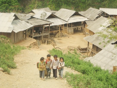 Vượt cổng trời về Mường trăm tuổi - 4