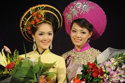 Ngắm người đẹp trong tà áo dân tộc - 8 Ngắm người đẹp trong tà áo dân tộc - 8
