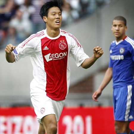 Hàng thủ mắc lỗi nặng, Chelsea gục ngã trước Ajax - 2