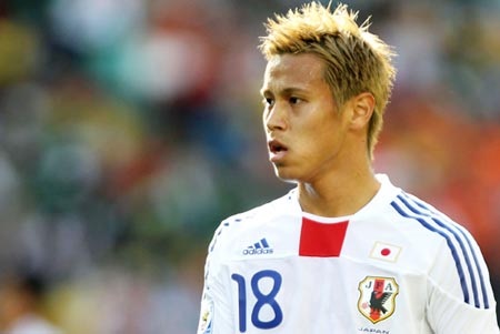 AC Milan săn đón “Vua sút phạt” Keisuke Honda - 1