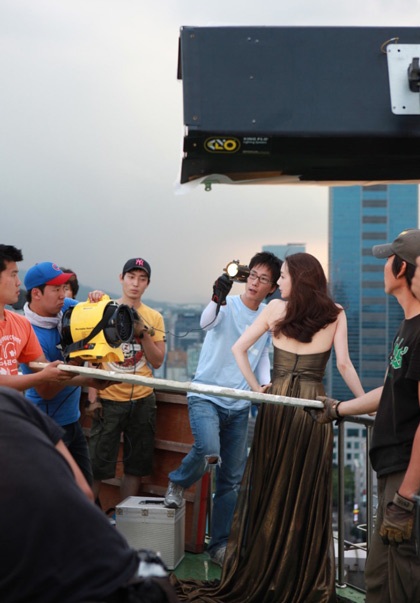 Ngắm “người đẹp khóc” Choi Ji Woo tạo dáng - 5 Ngắm “người đẹp khóc” Choi Ji Woo tạo dáng - 5