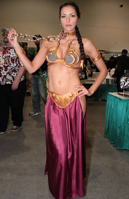 Sao nữ khoe sắc tại hội chợ San Diego Comic-Con  - 9