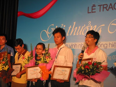 Nhóm Cùng hành động lần thứ 2 được vinh danh - 5 Nhóm Cùng hành động lần thứ 2 được vinh danh - 5