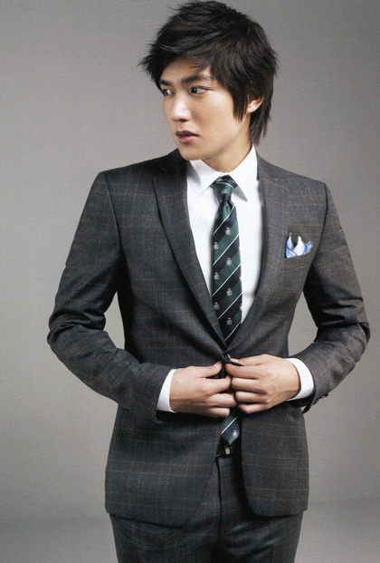 “Hotboy” Lee Min Ho làm quý ông lịch lãm - 10