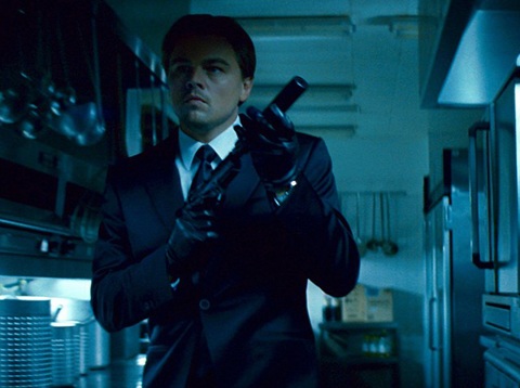 Salt của Angelina Jolie thua Inception của Leonardo DiCaprio  - 2