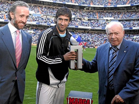 Những dấu ấn đáng nhớ của Raul cùng Real Madrid (P2) - 18 Những dấu ấn đáng nhớ của Raul cùng Real Madrid (P2) - 18