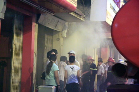 Khói mù mịt trên phố Tây Sơn - 3