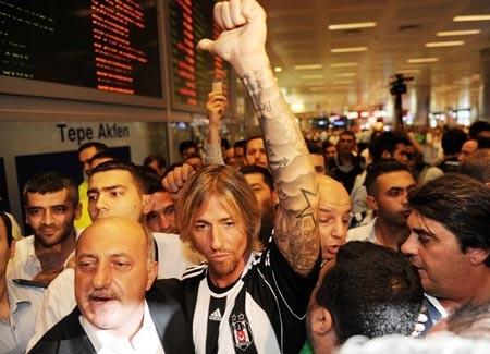 Chia tay Real, “công thần” Guti gia nhập Besiktas - 1 Chia tay Real, “công thần” Guti gia nhập Besiktas - 1