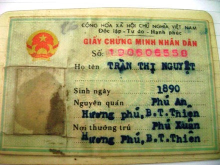 Thăm mẹ liệt sĩ 120 tuổi - 4 Thăm mẹ liệt sĩ 120 tuổi - 4