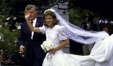 Khi các tiểu thư Nhà Trắng lên xe hoa - 9 Khi các tiểu thư Nhà Trắng lên xe hoa - 9