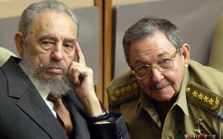 Lãnh tụ Cuba Fidel Castro xuất bản hồi ký - 1 Lãnh tụ Cuba Fidel Castro xuất bản hồi ký - 1
