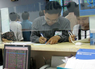 VN-Index giảm mạnh xuống 491 điểm - 1 VN-Index giảm mạnh xuống 491 điểm - 1