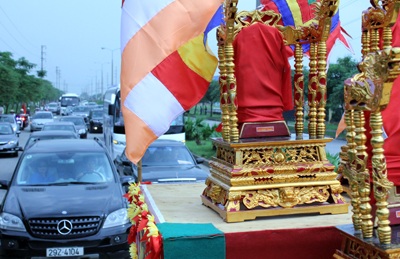 Hình ảnh lễ rước long vị 8 vị vua triều Lý về Thăng Long - 4