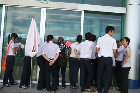 Vỡ òa niềm vui ngày đón “chàng trai vàng” Đinh Anh Minh - 5