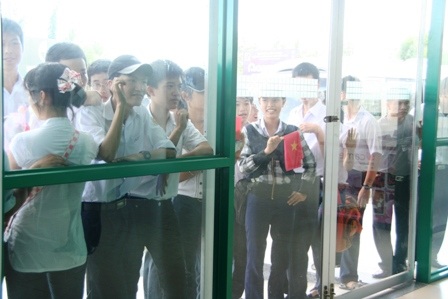 Vỡ òa niềm vui ngày đón “chàng trai vàng” Đinh Anh Minh - 6