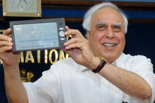 Ấn Độ sản xuất máy tính bảng 35 USD là điều không tưởng - 1 Ấn Độ sản xuất máy tính bảng 35 USD là điều không tưởng - 1