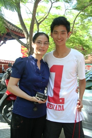 Vỡ òa niềm vui ngày đón “chàng trai vàng” Đinh Anh Minh - 12