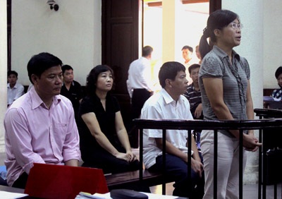 Xét xử vụ PMU 18: Nhà, xe thuê thật nhưng không ai dùng - 2 Xét xử vụ PMU 18: Nhà, xe thuê thật nhưng không ai dùng - 2