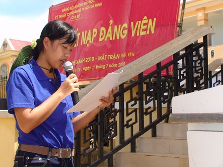 Niềm vinh dự của 4 “chiến sĩ áo xanh” - 1 Niềm vinh dự của 4 “chiến sĩ áo xanh” - 1