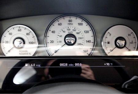 Cận cảnh Rolls-Royce Ghost tại Việt Nam - 12 Cận cảnh Rolls-Royce Ghost tại Việt Nam - 12