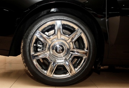 Cận cảnh Rolls-Royce Ghost tại Việt Nam - 4 Cận cảnh Rolls-Royce Ghost tại Việt Nam - 4
