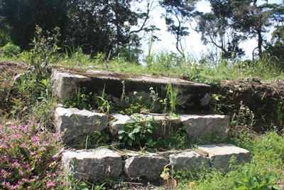 Lên đỉnh Hòn Bà thăm nhà Yersin - 12 Lên đỉnh Hòn Bà thăm nhà Yersin - 12