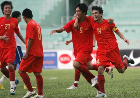 U19 Việt Nam để “tuột” HCĐ trên chấm 11m - 2 U19 Việt Nam để “tuột” HCĐ trên chấm 11m - 2