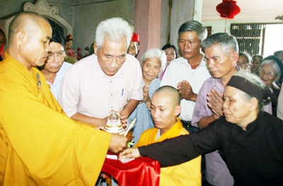 Hoàng gia Thái Lan cúng dường xá lợi Phật chào mừng Đại lễ Thủ đô - 6 Hoàng gia Thái Lan cúng dường xá lợi Phật chào mừng Đại lễ Thủ đô - 6