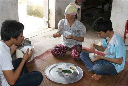 Một trường làng, hai thủ khoa trường “khủng” - 4 Một trường làng, hai thủ khoa trường “khủng” - 4