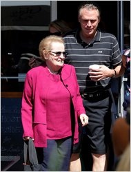 Đám cưới Chelsea Clinton bí mật nhất nước Mỹ - 6