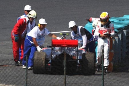 Webber đăng quang kịch tính, Hamilton mất ngôi đầu - 2 Webber đăng quang kịch tính, Hamilton mất ngôi đầu - 2