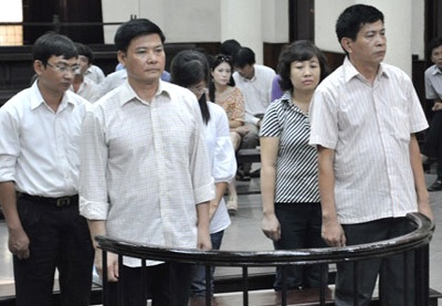Xét xử vụ PMU 18: Thiệt hại dừng ở 2,7 tỷ đồng? - 1 Xét xử vụ PMU 18: Thiệt hại dừng ở 2,7 tỷ đồng? - 1