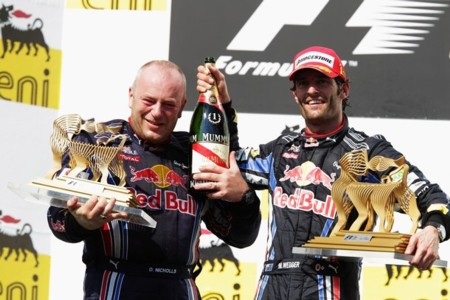 Webber đăng quang kịch tính, Hamilton mất ngôi đầu - 1 Webber đăng quang kịch tính, Hamilton mất ngôi đầu - 1