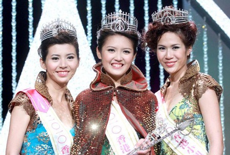 Người đẹp 20 tuổi trở thành Hoa hậu Hồng Kông 2010 - 4 Người đẹp 20 tuổi trở thành Hoa hậu Hồng Kông 2010 - 4