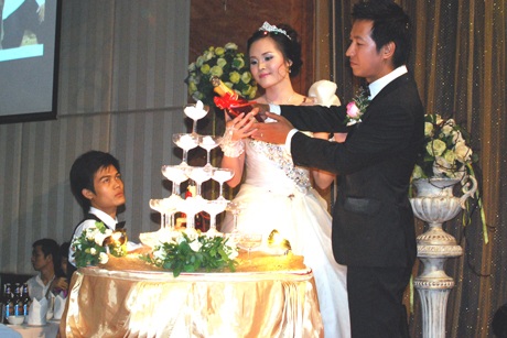 Đám cưới của "sao mai" Lê Anh Dũng tràn ngập âm nhạc - 8