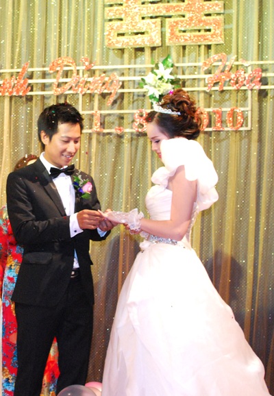 Đám cưới của "sao mai" Lê Anh Dũng tràn ngập âm nhạc - 6