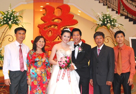 Đám cưới của "sao mai" Lê Anh Dũng tràn ngập âm nhạc - 4