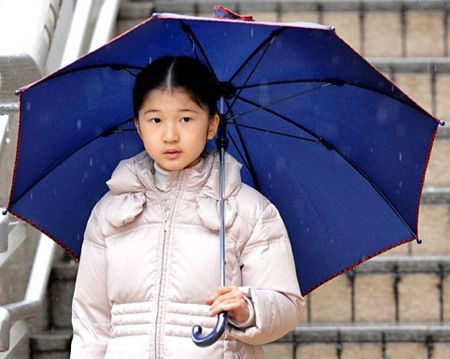 Những thành viên “nhí” trong các hoàng gia thế giới  - 9