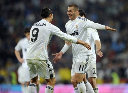 Ronaldo khoác số 7, Benzema thừa hưởng số 9 - 1