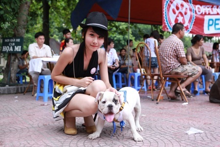 Cô, cậu chủ nhỏ và… cún - 3