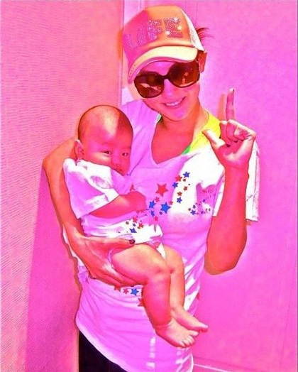 Hình ảnh đáng yêu về hai cậu nhóc nhà Trương Bá Chi  - 5