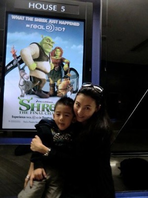 Hình ảnh đáng yêu về hai cậu nhóc nhà Trương Bá Chi  - 6