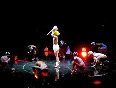 Lady Gaga: Thi thoảng vẫn xài ma túy - 3 Lady Gaga: Thi thoảng vẫn xài ma túy - 3