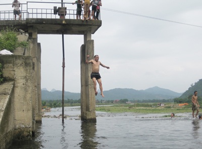 Thót tim những trò “đùa” với tử thần sông Giăng - 5