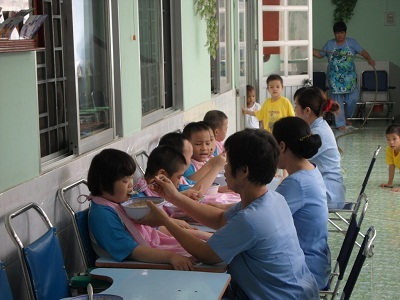 Cộng đồng game thủ “Con đường tơ lụa” bên mái ấm trẻ em Gò Vấp. - 4 Cộng đồng game thủ “Con đường tơ lụa” bên mái ấm trẻ em Gò Vấp. - 4