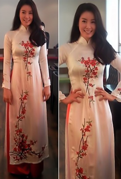 Sao ngoại duyên dáng trong tà áo dài Việt Nam  - 15
