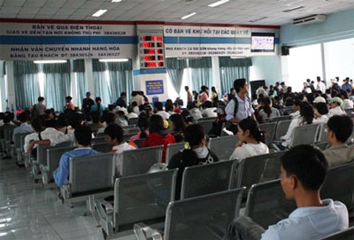 Mua vé tàu qua mạng được giảm giá 5% - 1