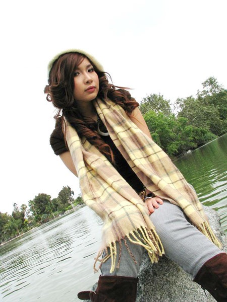 Duy Uyên muốn biết ai là kẻ đã tung ảnh bán nude - 4 Duy Uyên muốn biết ai là kẻ đã tung ảnh bán nude - 4