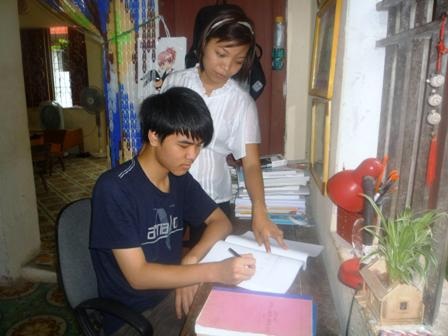 Chủ nhân Huy chương Bạc Hóa học quốc tế giải trí bằng... nấu ăn - 3