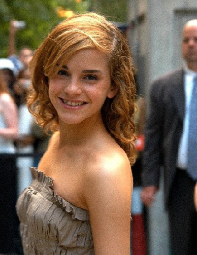 Sao Harry Porter bất ngờ thay đổi kiểu tóc - 2